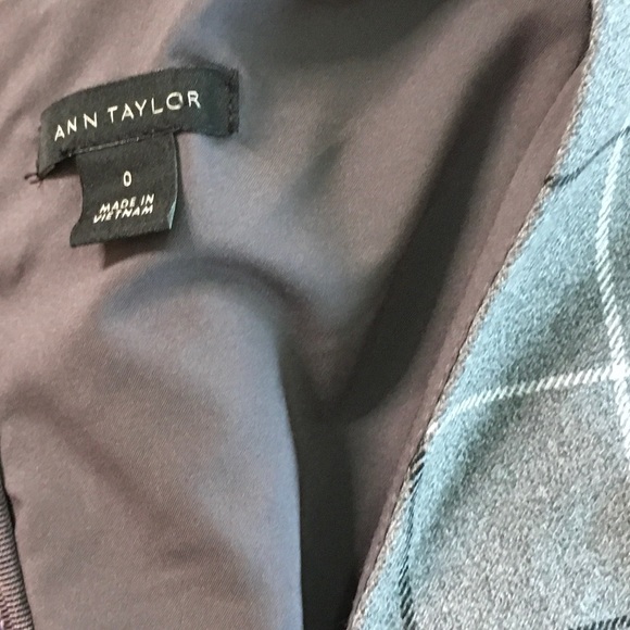 Ann Taylor Dress - Picture 6 of 6